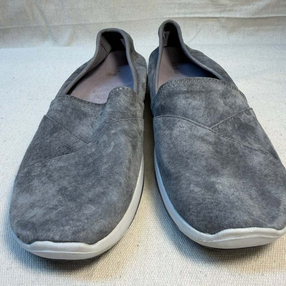 L.L. Bean Back Cove Slip On Shoe Size 7.5 Gray Suede